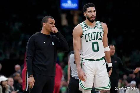 竞技宝电竞 -关于赛后体能课后，圣安东尼奥马刺完成体检备战CBA季后赛，话题不断，轮换策略成焦点的信息