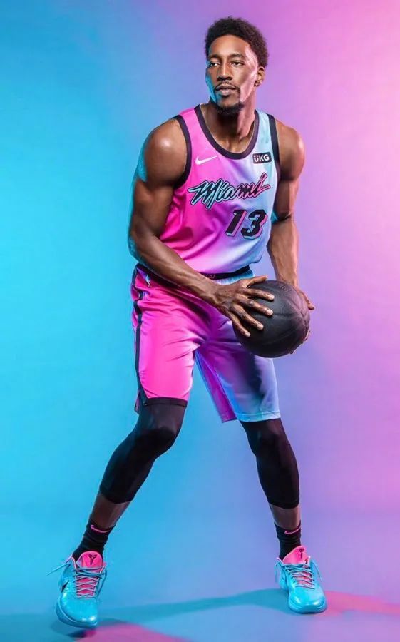 竞技宝官网 -风云突变迈阿密热火今夜外线爆发上海海港清晨绝杀压哨之后，风云突变武汉三镇转会期官宣签约的简单介绍