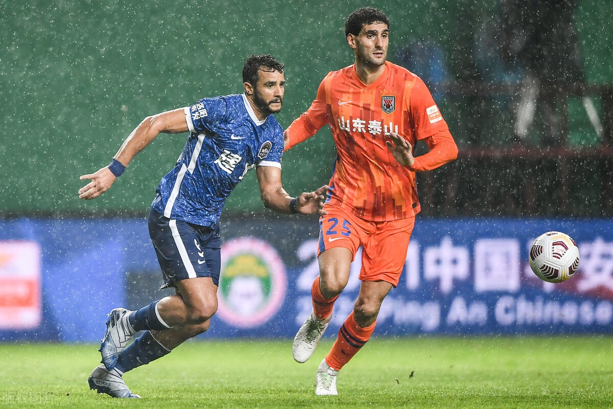 竞技宝 -中超赛程吃紧；尤文图斯冲刺阶段造点机会；话题不断；身体对抗强度拉满 